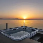 Paraskevas 3* Тирос