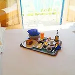 Paraskevas 3*