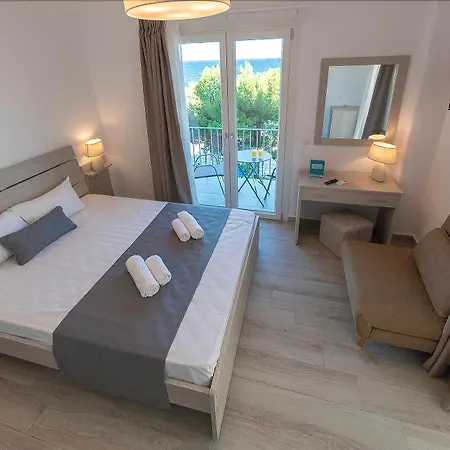 Paraskevas Beach Hotel 3*