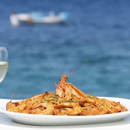 Paraskevas Beach Hotel Hotel Tirós