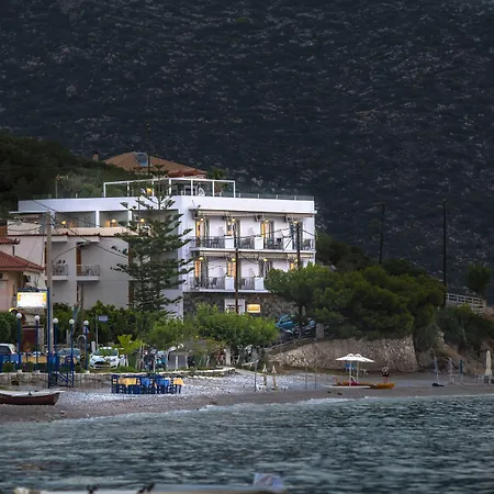 Paraskevas Boutique Hotel 3*