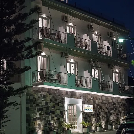 Paraskevas Beach Hotel 3* Tirós