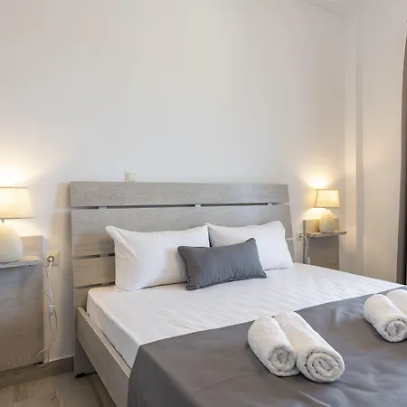 Paraskevas Hotel Tirós