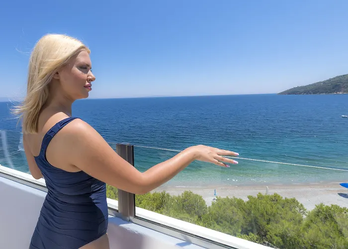 Hotel Paraskevas Tirós