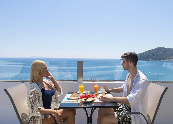 Paraskevas 3* Τυρός