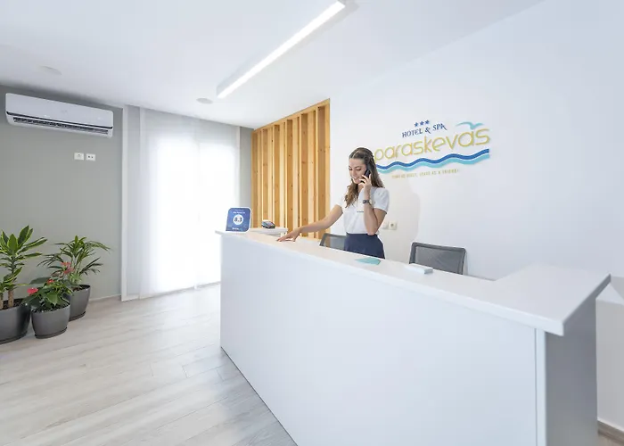 Paraskevas Hotel Tirós