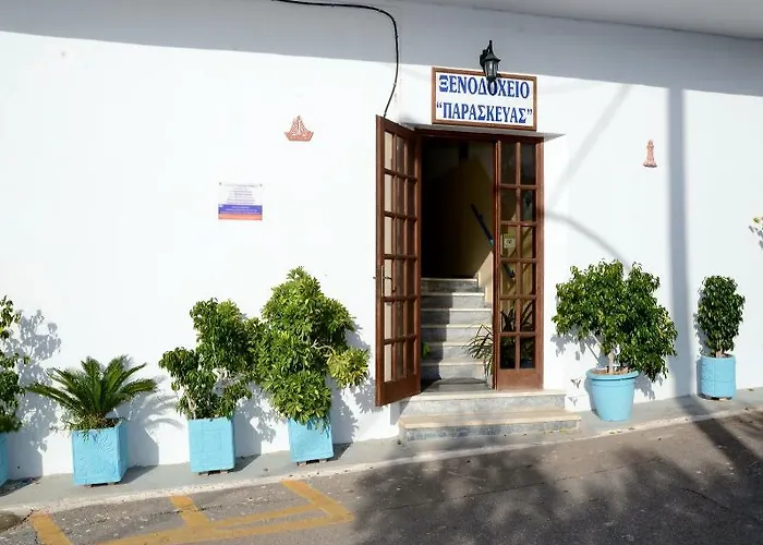 Ξενοδοχείο Paraskevas 3*