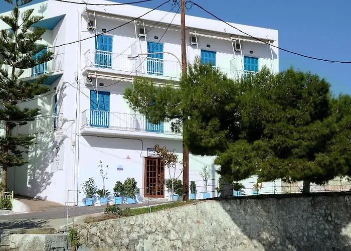 Paraskevas Τυρός